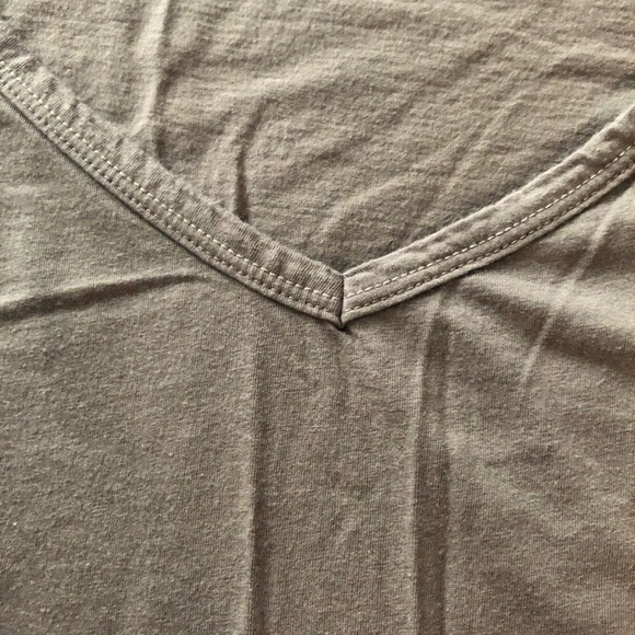 Market v neck tee - olive green - Picture 8 of 11